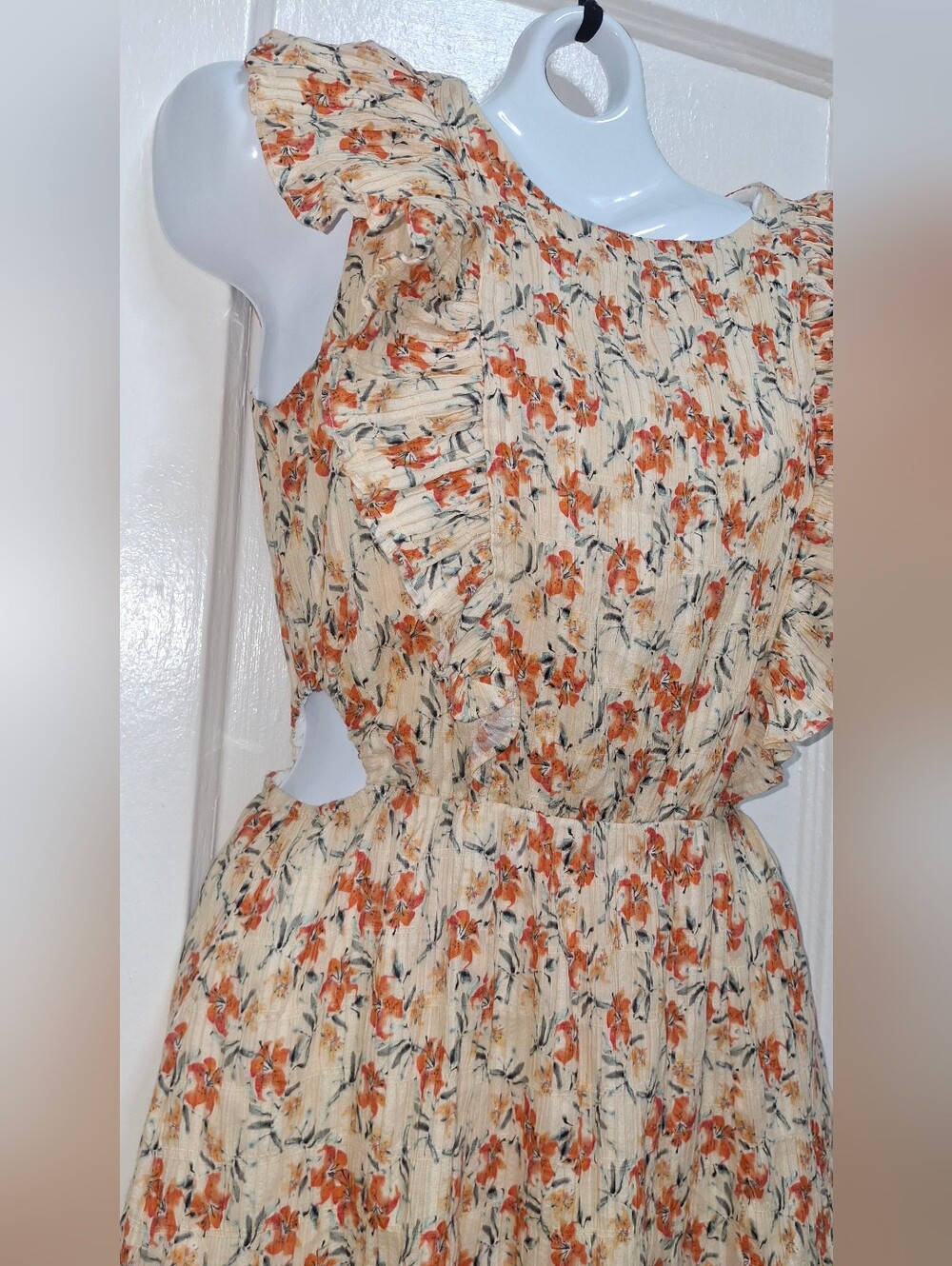 MINKPINK Floral Ruffle Mini Dress Side Cutout Cream Orange Size S NWT - Picture 5 of 17